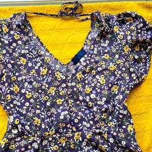 Beautiful floral romper.